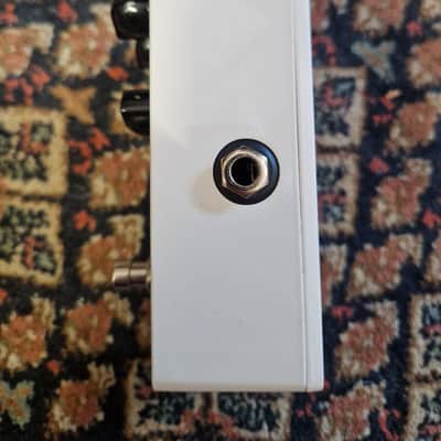 Ampeg Opto Comp Analog Compressor 2010s - White image 2