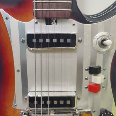 Teisco ET 230 Sharkfin 1967 Sunburst finish Excellent condition image 4
