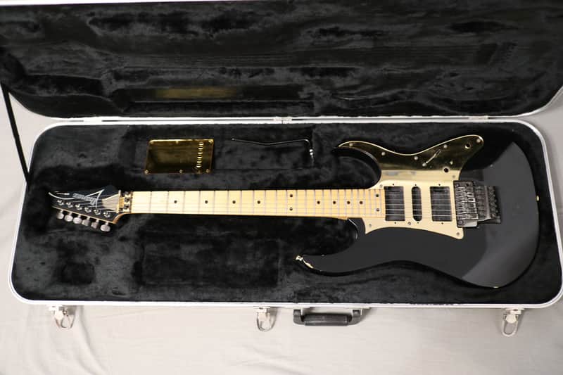 Ibanez RG550 2001 MIJ - NO PICKUPS, with case image 1