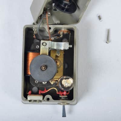 DeArmond Tremolo Control model 60B 1964-5 image 8