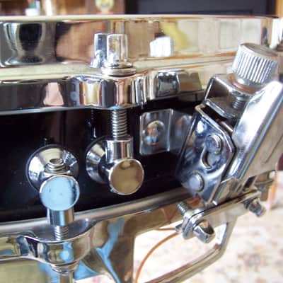 Tama  3 1/4 " x 14 " Black Lacquer Piccolo Snare image 2