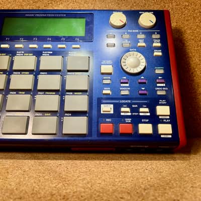 Akai MPC1000 – Max RAM 128 – JJ OS ver 3.16 – Serviced – Warranty image 9