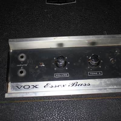 Vox Essex V1043 Essex Bass 50-Watt 2x12" Bass Combo Amp image 6