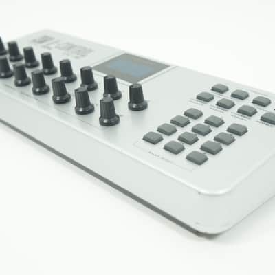 [SALE Ends June 17] EVOLUTION UC-16 U-Control Hardware USB MIDI Controller w/ 100-240V PSU image 5