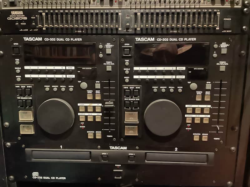 TASCAM CD-302