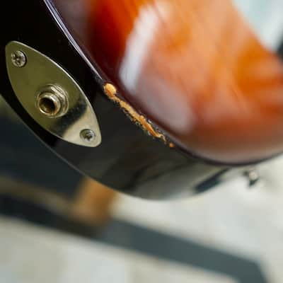 Fender Modern Player Telecaster Plus in Honey Burst (2014) image 9