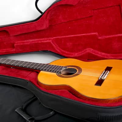 Juan Hernandez Estudio Classical Guitar Handmade in Spain 2003, Solid Spruce, Solid Mango Back image 1