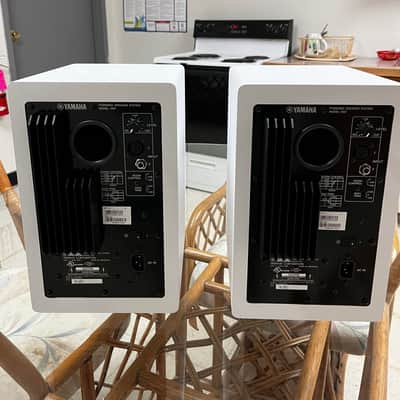 Yamaha HS7 6.5" Powered Studio Monitor (Pair) - White image 3