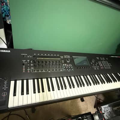 Yamaha Montage M8x 88-Key Synthesizer 2023 - Present - Black