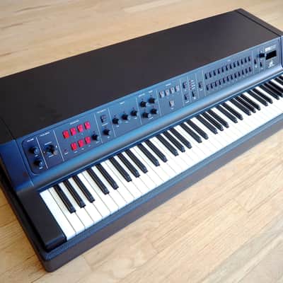 Digital Keyboards Synergy Vintage Polyphonic Synthesizer Crumar Near Mint image 1