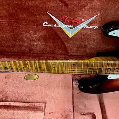 Fender Stratocaster, Limited Edition, Journeyman Relic, Closet Classic Hardware, Roasted 3A Flame Maple Neck, 1958 - Chocolate 3-Colour Sunburst image 8