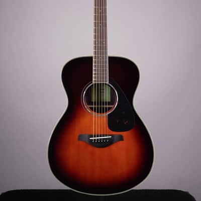 Yamaha FS830 Small Body Acoustic Guitar Tobacco Sunburst image 2