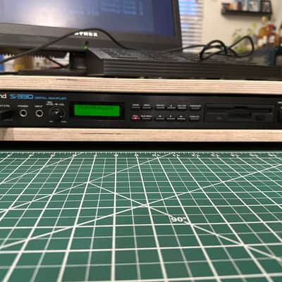 Roland S-330 Digital Sampler 1987 - 1988 - Black image 2