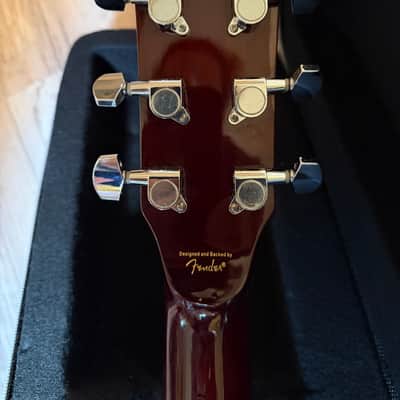 Squier 093-0315-021 Acoustic Guitar with Case 2000’s Lacquered image 6
