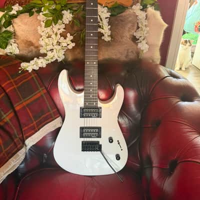 Jackson JS Series JS12 Dinky with Amaranth Fretboard 2024 Snow White Full Pro Set Up, Frets Dressed, Rolled Edges image 2
