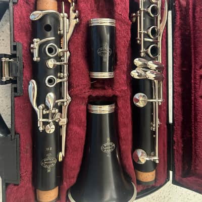 Buffet Crampon E11 Intermediate Bb Clarinet Black image 1