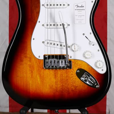 Fender Standard Stratocaster - 3-Color Sunburst image 2