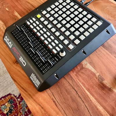 Akai APC20 2010s - Black image 2