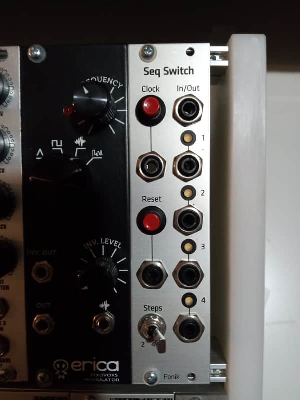 Fonitronik Sequential Switch Eurorack module image 1