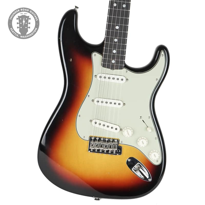 2025 Fender Custom Shop 1965 Stratocaster Journeyman Compound Radius Aged 3 Tone Sunburst image 1