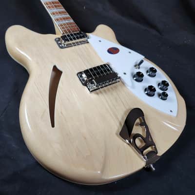 Rickenbacker 360 Maple Glo Semi-Hollow Guitar, Rosewood FB, Stereo, w/HSC image 9