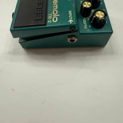 Boss Roland TR-2 Tremolo Guitar Effect Pedal image 4