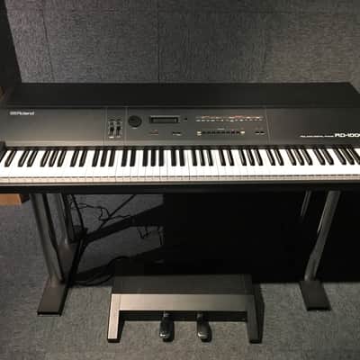 Roland RD-1000 Digital Piano w Stand. 88 Keyboard Has Seen Studio Use Only, NICE ! image 14