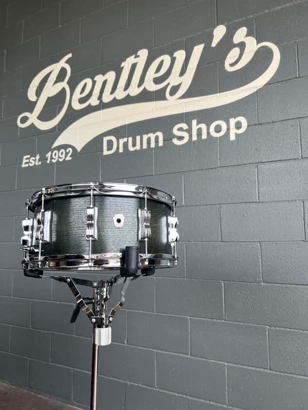 Ludwig Classic Oak 6.5x14" Snare Drum in Green Burst image 1