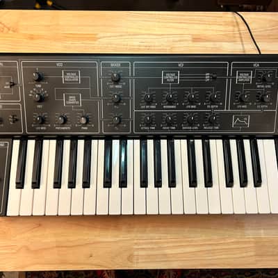 Yamaha CS-5 Monophonic Synthesizer