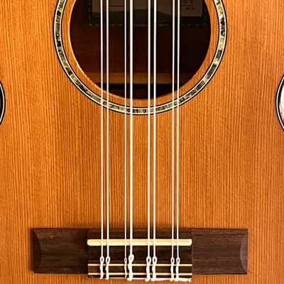 Kala KA-SCAC-T Solid Cedar Top Acacia Tenor 8-String ukulele - Gloss image 3