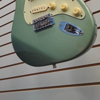 Fender Standard Stratocaster with Rosewood Fretboard 2003 Sage Green Metallic image 4