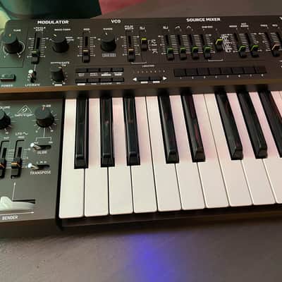 Behringer MS-1 / MS-101 Analog Synthesizer 2019 - 2020 Black imagen 7