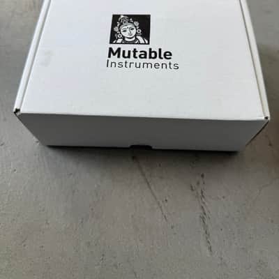 Mutable Instruments Braids Macro Oscillator w/ Original Box & Manual image 4