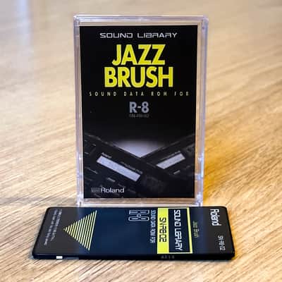 Roland R-8 / R-8m / R-8 MKII | SN-R8-02 JAZZ BRUSH | Waveform ROM Voice Card |