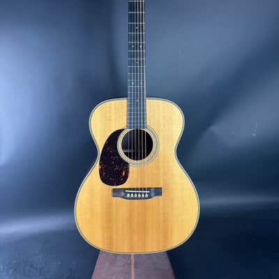 Martin Standard Series 000-28 2025 Left Handed - Present Natural image 2