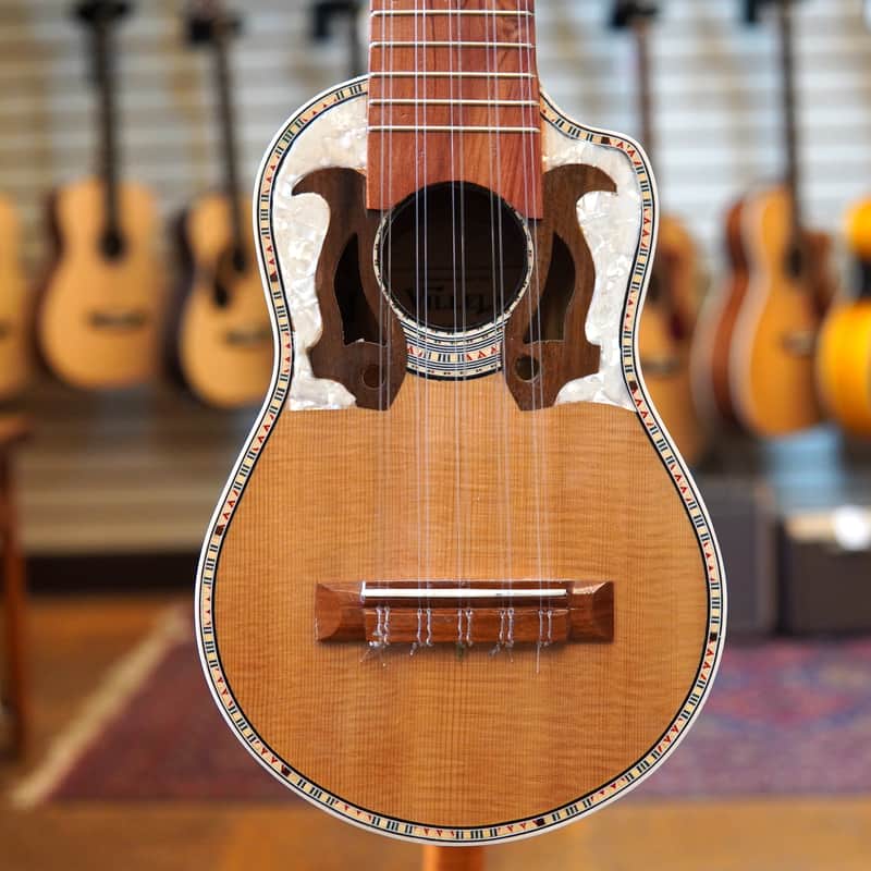 Villela VC-2 Bolivian Charango w/Gig Bag | Reverb