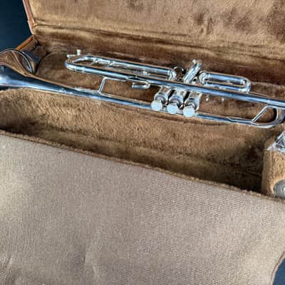 Bach Stradivarius Model 37 Bb Trumpet - Silver-Plated (1980s) image 2