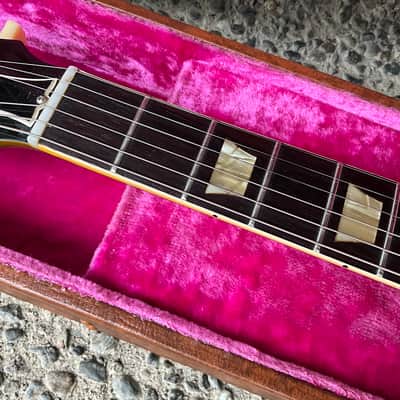 1952 Gibson Les Paul Standard - 1959-1960 Factory Appointments 5-latch Lifton Case Burst image 7