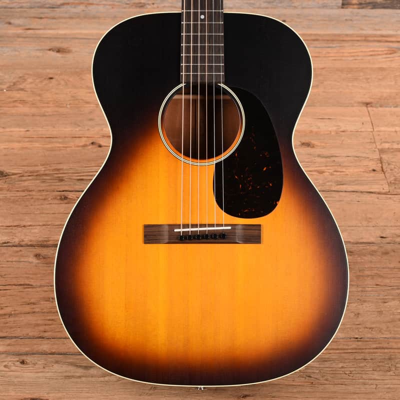 Martin 000-17