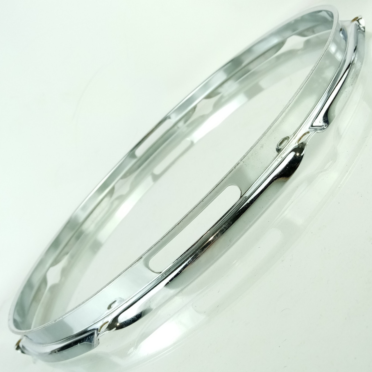 Ludwig 15"8Lug Marching Snare Drum 1.6mm Resonant Rim/Hoop Chrome US Vintage 70s — main photograph