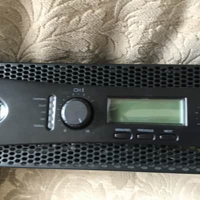 Crown XLS1002 Power Amplifier 2010s - Black image 3