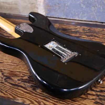 Fender Stratocaster with Maple Fretboard 1979 - Black image 6