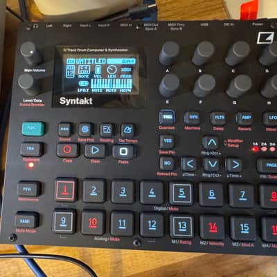Elektron Syntakt 12 Track Drum Computer & Synthesizer 2022- Present - Black