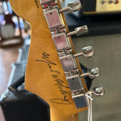 Fender Mike McCready Stratocaster RW 3-Tone Sunburst with Case /7lbs. 6.0oz. #MM01509 image 5