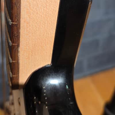 Squier Mini Stratocaster V2 Laurel Fretboard Black image 10