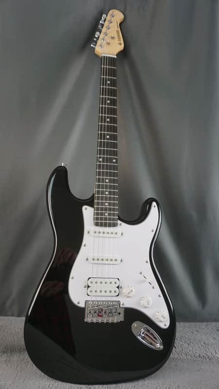 Donner Stratocaster