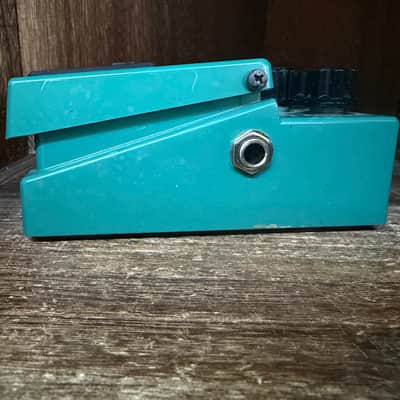 Boss TR-2 Tremolo With Box - Green image 7