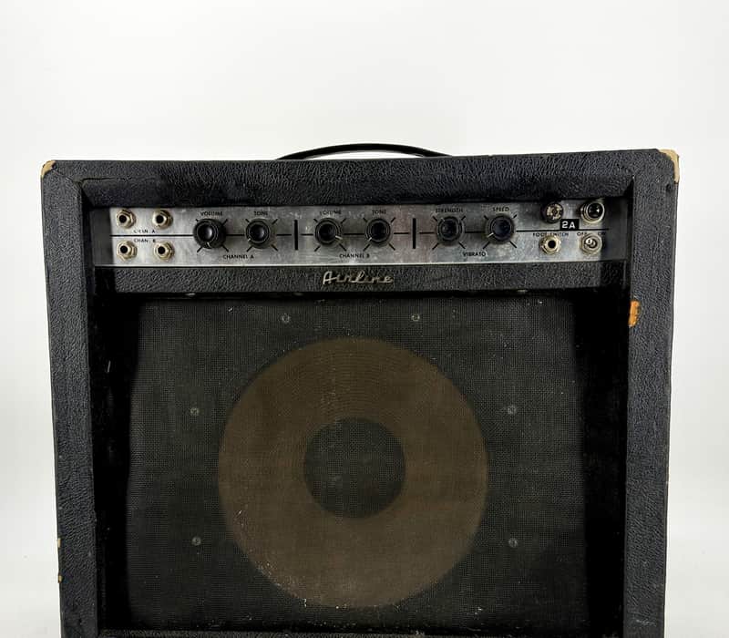 USED Danelectro Airline 62-9013A image 1