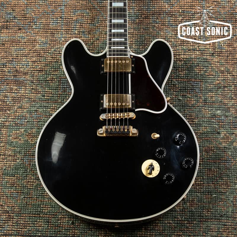 1992 Gibson Lucille B.B. King Signature model, w/hard case image 1