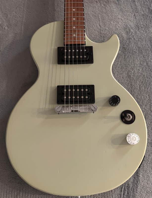 Epiphone Special Model Electric Guitar – Worn White – Excellent Condition image 1